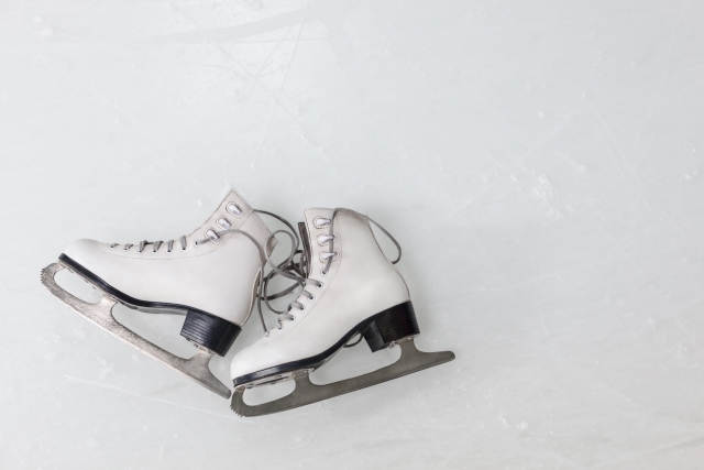 スケートとスケート靴